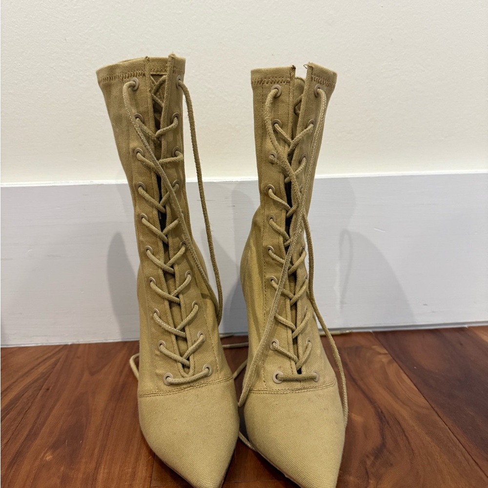 Yeezy season 6 Lace up boots size 37